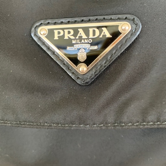 ❤️HP❤️ PRADA AUTHENTIC messenger bag - Picture 7 of 13